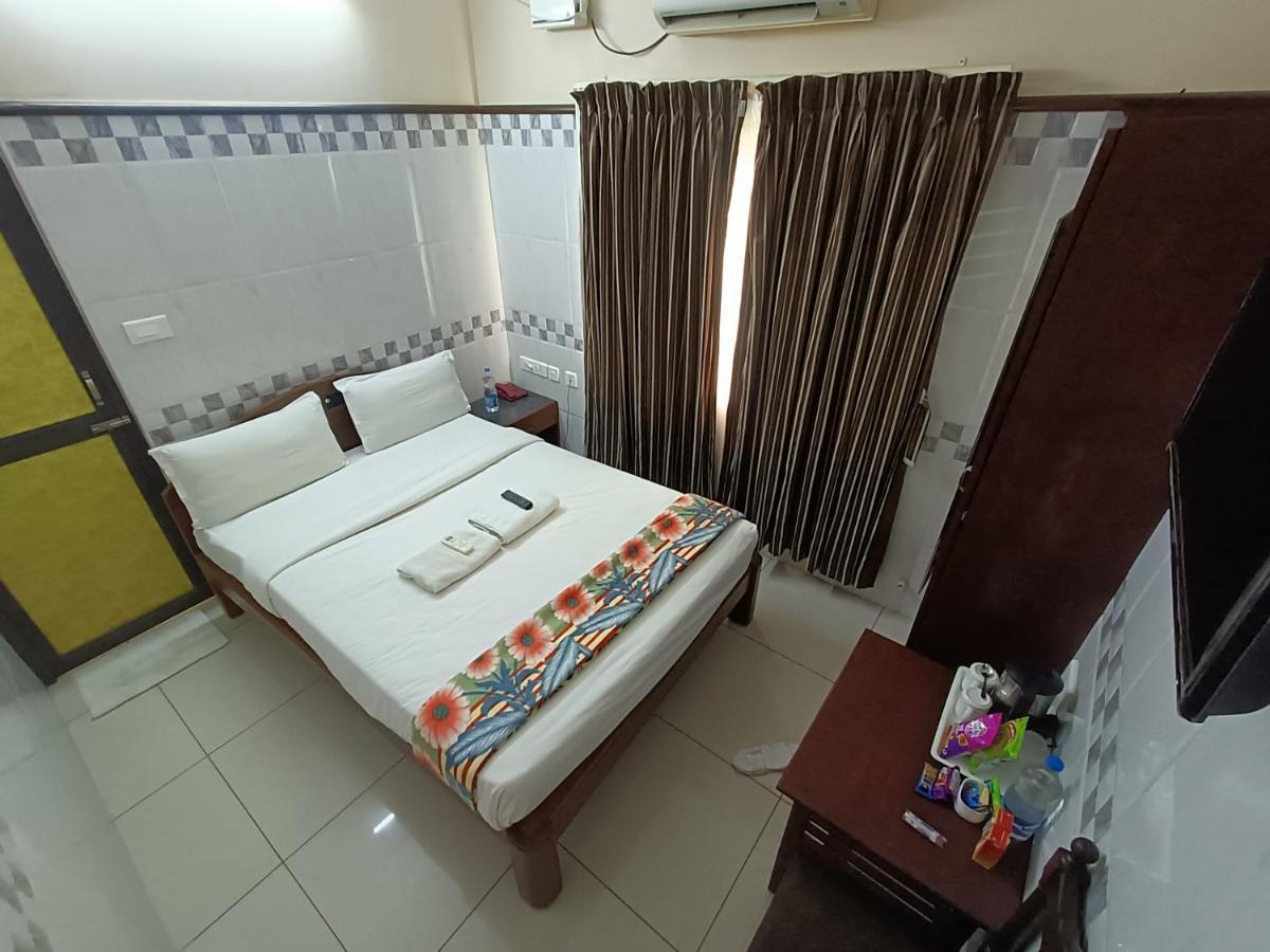Hotel Arunachala بونديتْشيري المظهر الخارجي الصورة