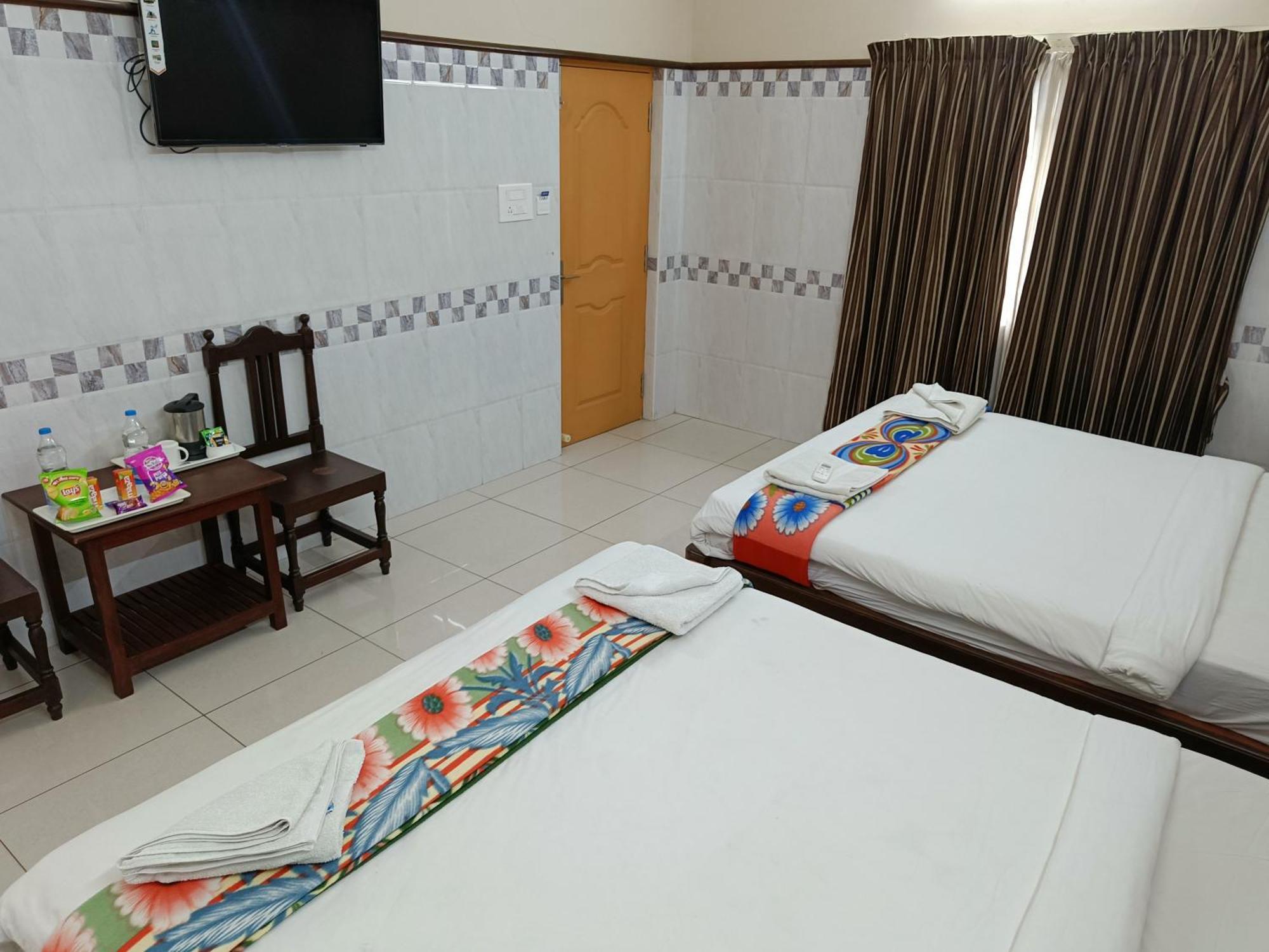 Hotel Arunachala بونديتْشيري المظهر الخارجي الصورة